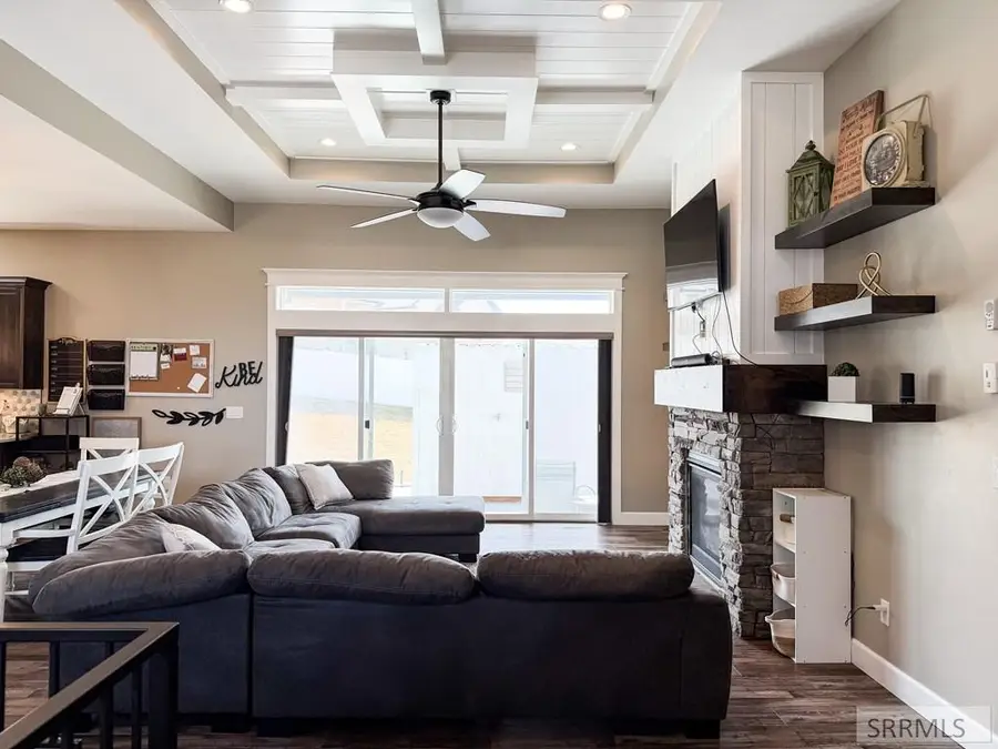 6560 Crown Crescent, Ammon, ID 83406 - #2