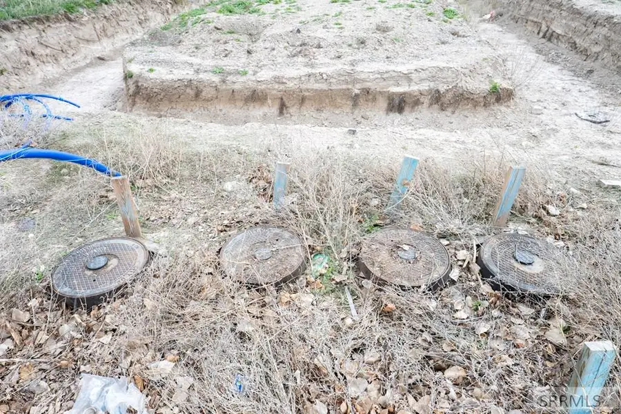 330 Fanning Avenue, Idaho Falls, ID 83401 - #2