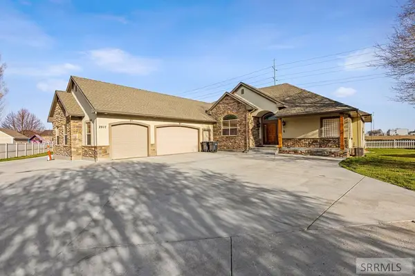 2917 Woodbridge Circle, IDAHO FALLS, ID 83401