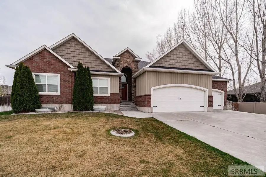 264 5th W, Rigby, ID 83442 - #3