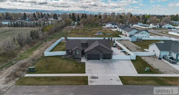 5250 Dutson Drive, IONA, ID 83427