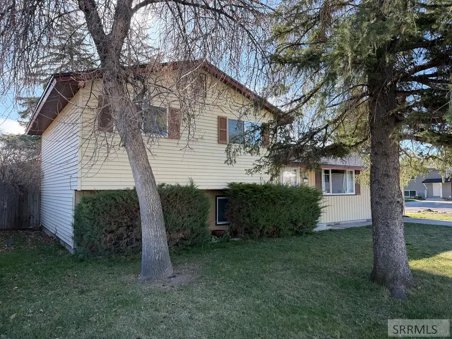 1775 Vernon Avenue, Blackfoot, ID 83221 - #2