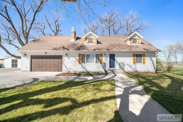 4942 45th E, AMMON, ID 83406