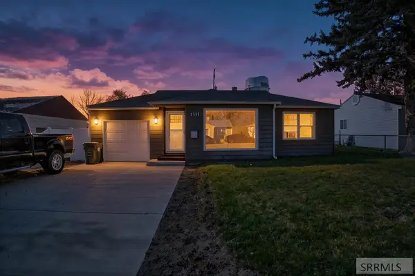 1061 Sunset Avenue, BLACKFOOT, ID 83221