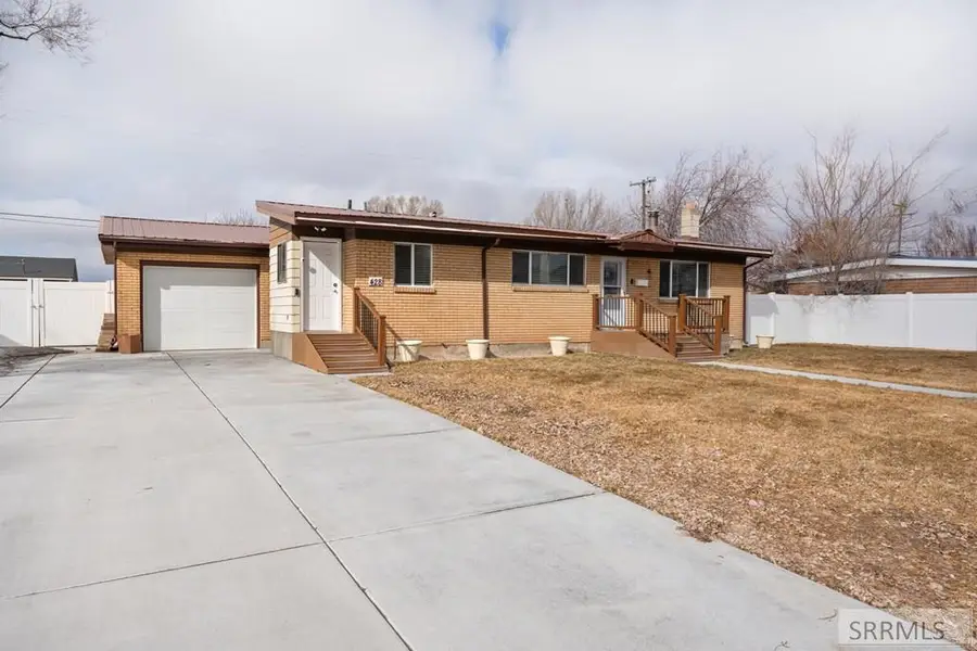 428 Edwards Avenue, Shelley, ID 83274 - #2