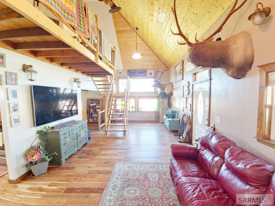 210 Salmon Avenue, Arco, ID 83213 - #2