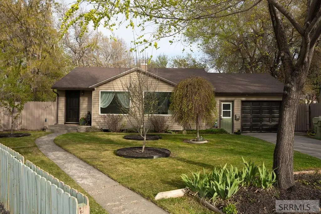 1095 Vine Avenue, Idaho Falls, ID 83202 - #1