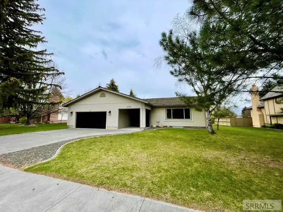 2725 Glenwood Drive, Idaho Falls, ID 83404 - #3
