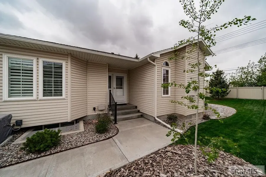 484 Hickory Circle, Idaho Falls, ID 83404 - #3