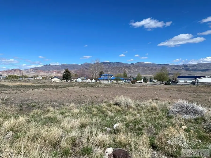 911 Custer Street, Challis, ID 83226 - #2