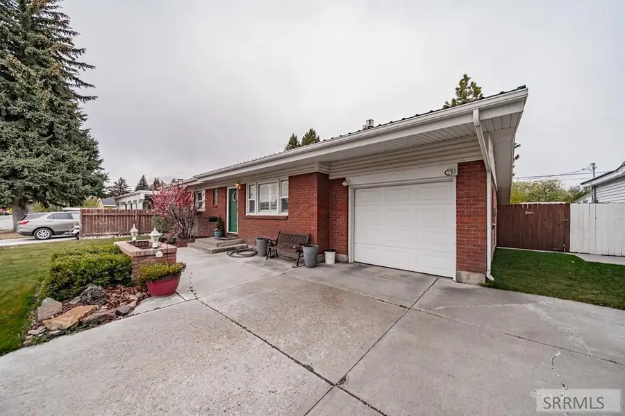 445 25th S, Idaho Falls, ID 83402 - #2