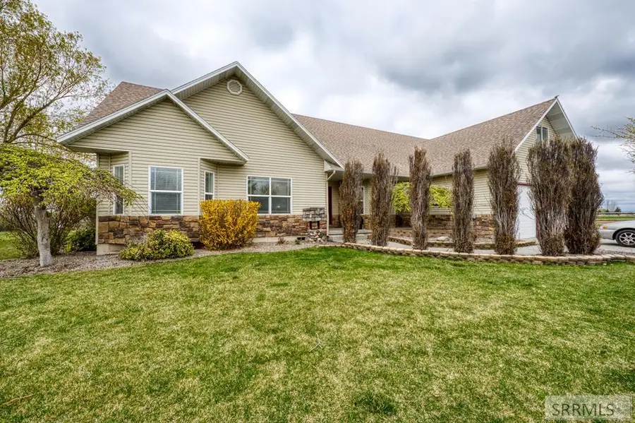 4715 3000 E, Sugar City, ID 83448 - #2