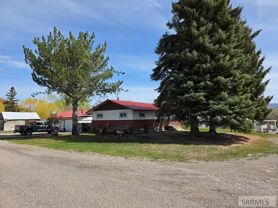 410 Butte Avenue, Challis, ID 83226 - #3