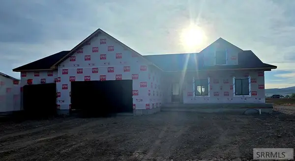 661 Glacier Ave, SHELLEY, ID 83274