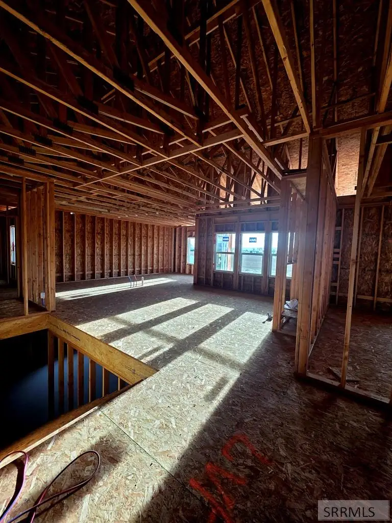 661 Glacier Ave, Shelley, ID 83274 - #2