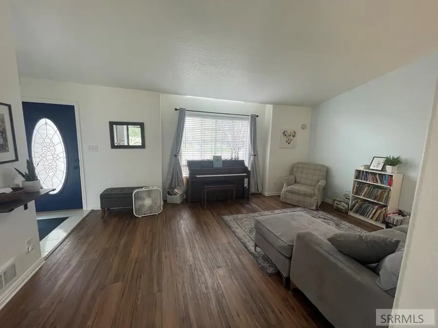 253 Colonial Way, Idaho Falls, ID 83404 - #3