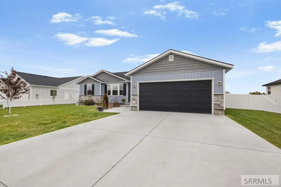 2215 Coopers Way, Blackfoot, ID 83221 - #3