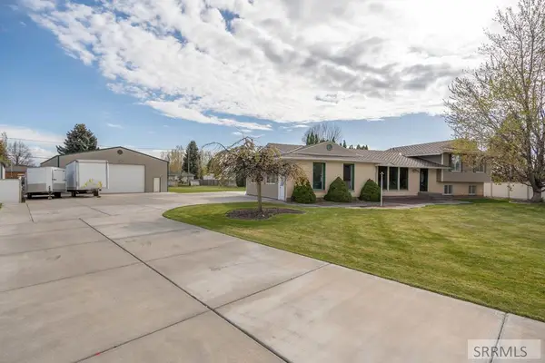 2830 Ross Avenue, AMMON, ID 83406