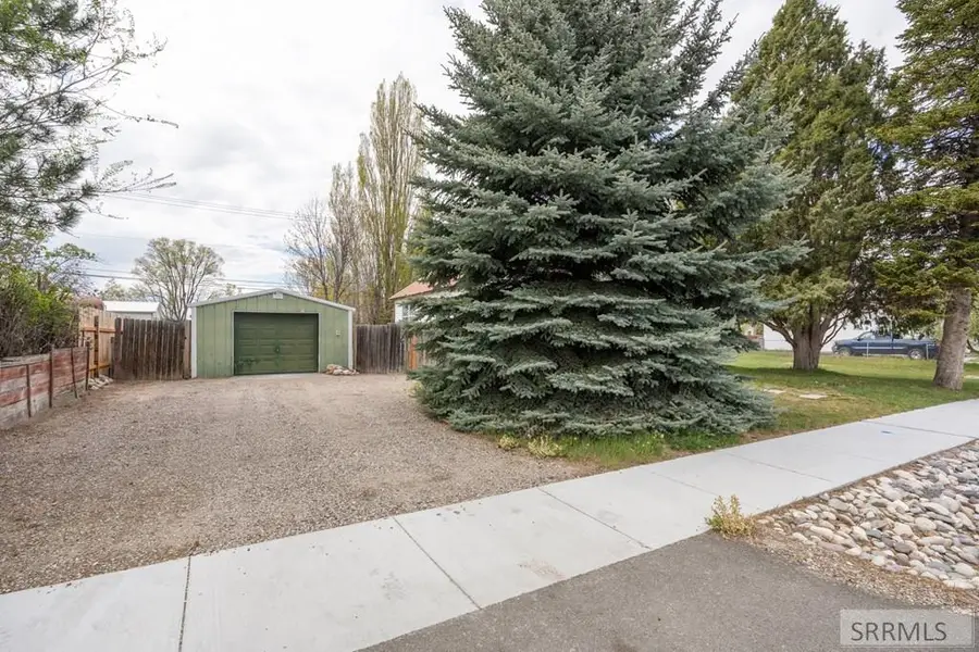 1425 Jefferson Avenue, Idaho Falls, ID 83202 - #3
