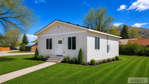 359 Challis Avenue, ARCO, ID 83213