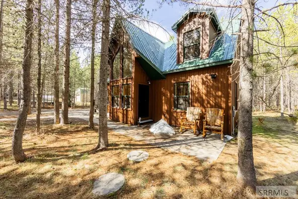 3931 Captain Henry, ISLAND PARK, ID 83429