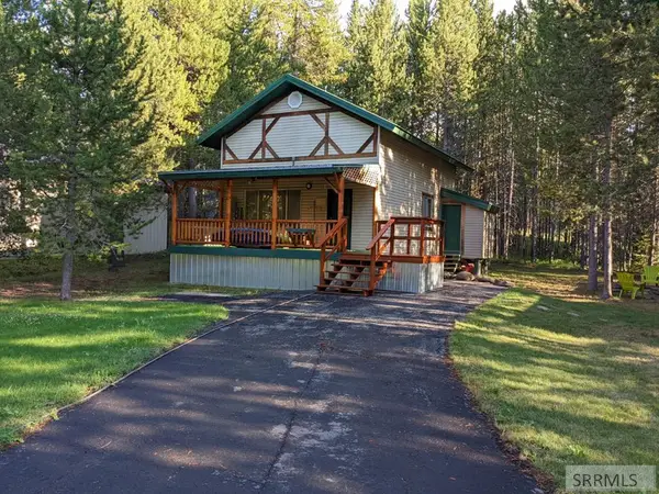 4010 Coyote Road, ISLAND PARK, ID 83429