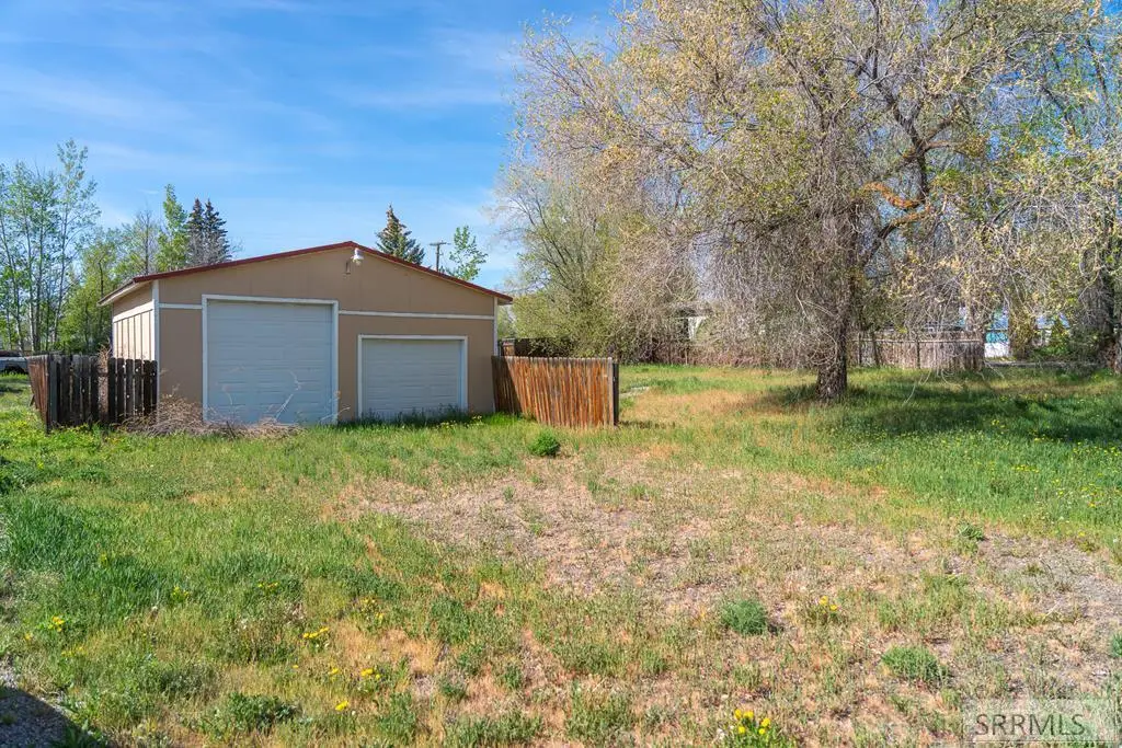 430 6th S, Saint Anthony, ID 83445 - #1