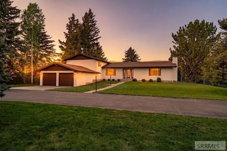 111 65th S, Idaho Falls, ID 83404 - #3