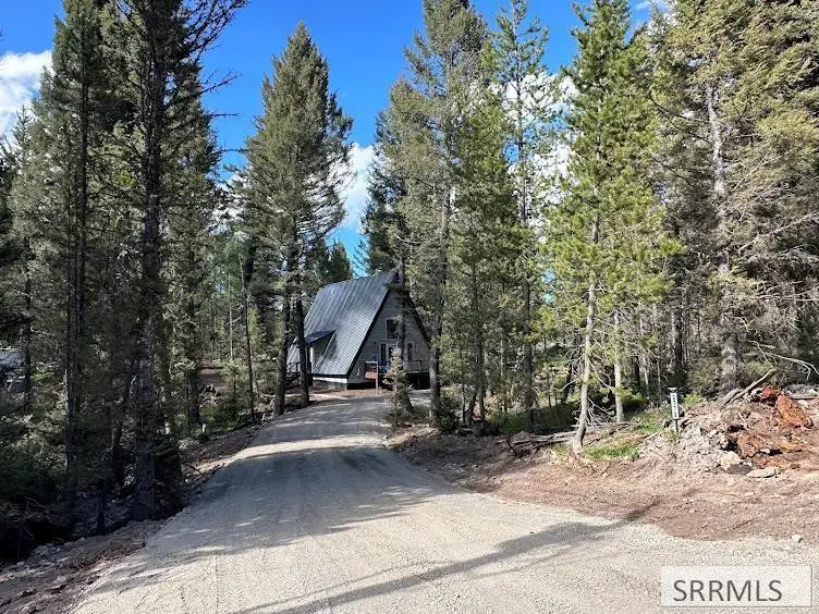 2773 Sagehen Dr, Island Park, ID 83429 - #2