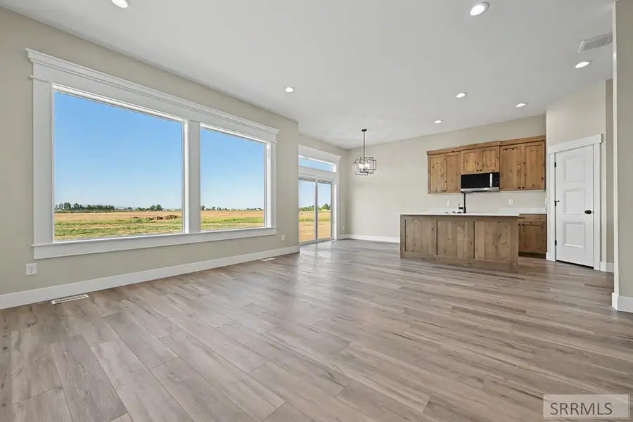 1021 Montezuma St, Idaho Falls, ID 83402 - #2