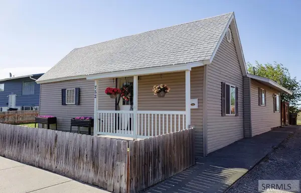 752 Cleveland Street, IDAHO FALLS, ID 83401