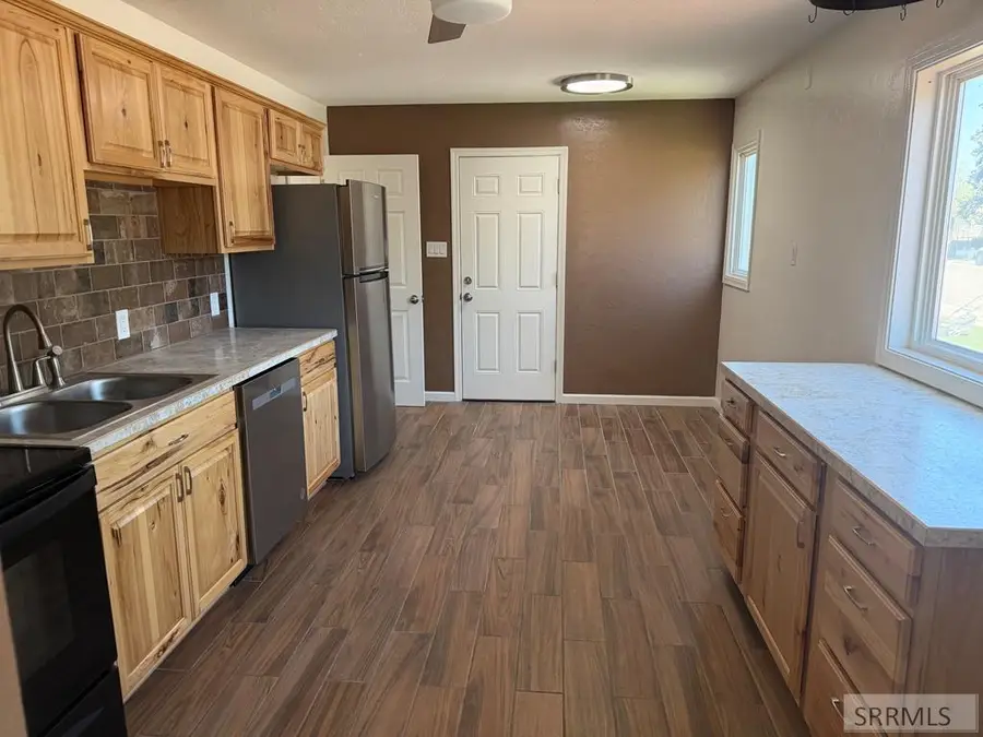 1137 Ada Avenue, Idaho Falls, ID 83402 - #3