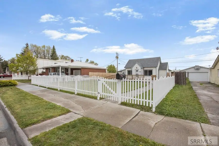 522 Gladstone Street, Idaho Falls, ID 83401 - #3