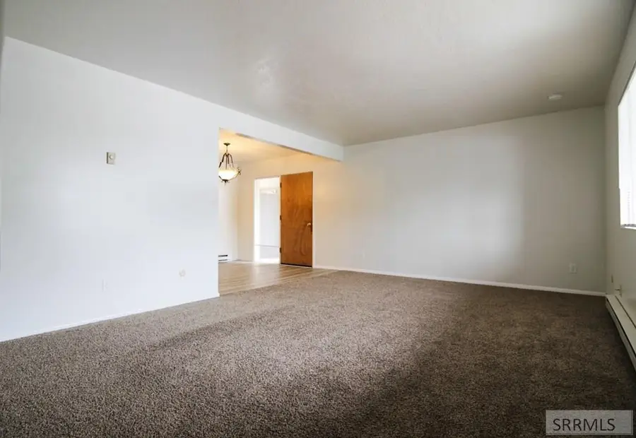 220 Fanning Avenue #14, Idaho Falls, ID 83401 - #3