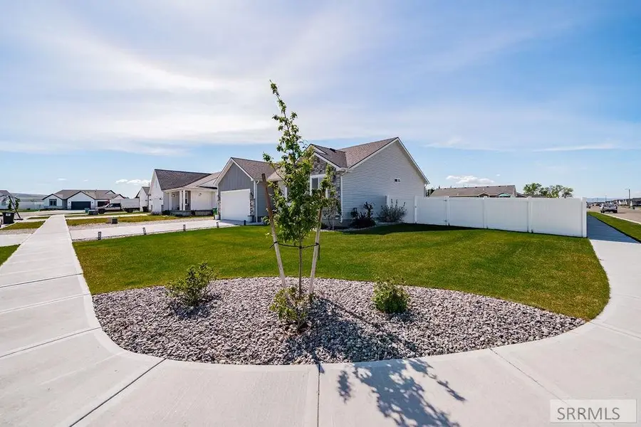 4412 Zona Circle, Idaho Falls, ID 83401 - #3