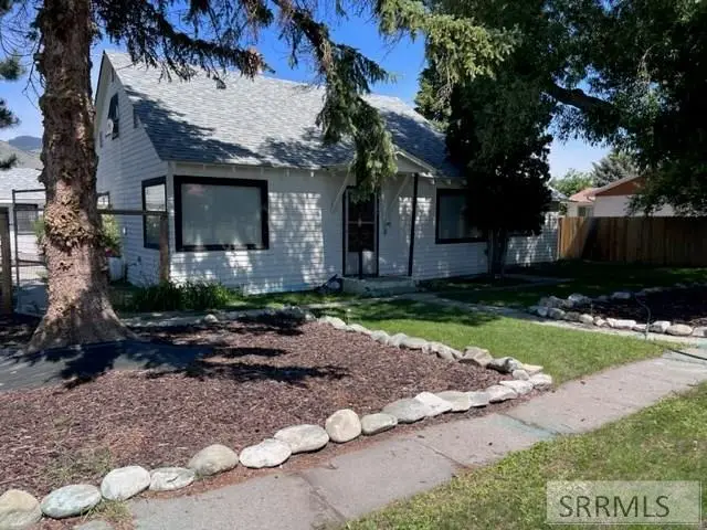 531/533 St Charles Street, Salmon, ID 83467 - #1