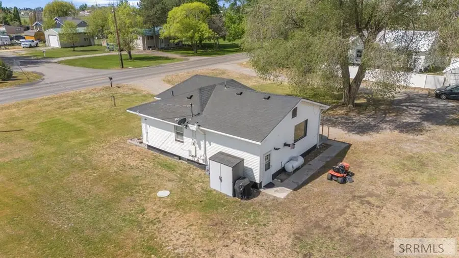 344 350 N, Blackfoot, ID 83221 - #2