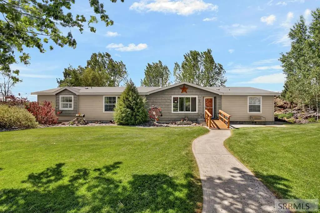 384 700 W, Blackfoot, ID 83221 - #1