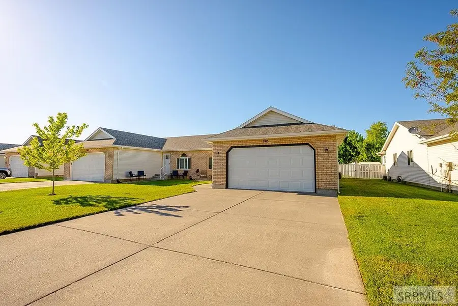 2915 Chasewood Drive, Ammon, ID 83406 - #3