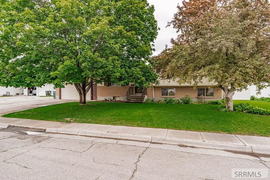 111 Benton Street, Blackfoot, ID 83221 - #3