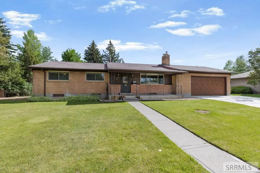 686 16th Street, Idaho Falls, ID 83404 - #2