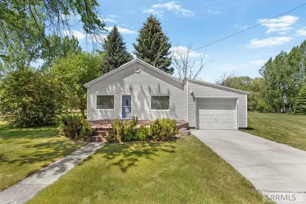 4876 Holmes Avenue, IDAHO FALLS, ID 83404