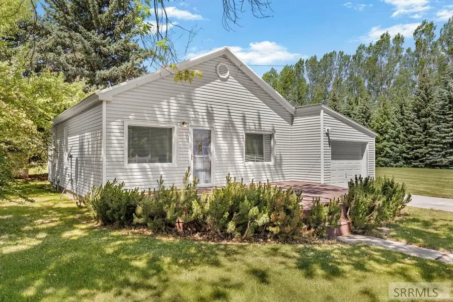 4876 Holmes Avenue, Idaho Falls, ID 83404 - #2