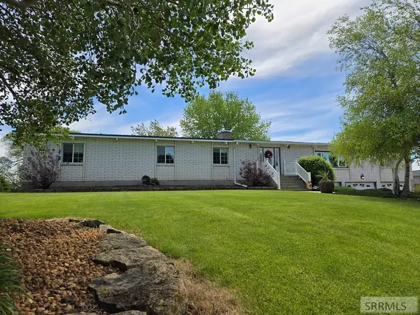 674 2800 E, ST ANTHONY, ID 83445