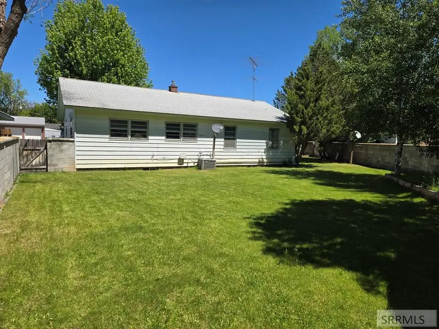 542 1st N, Saint Anthony, ID 83445 - #3