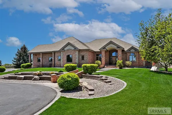 7695 Riverfront Drive, IDAHO FALLS, ID 83401