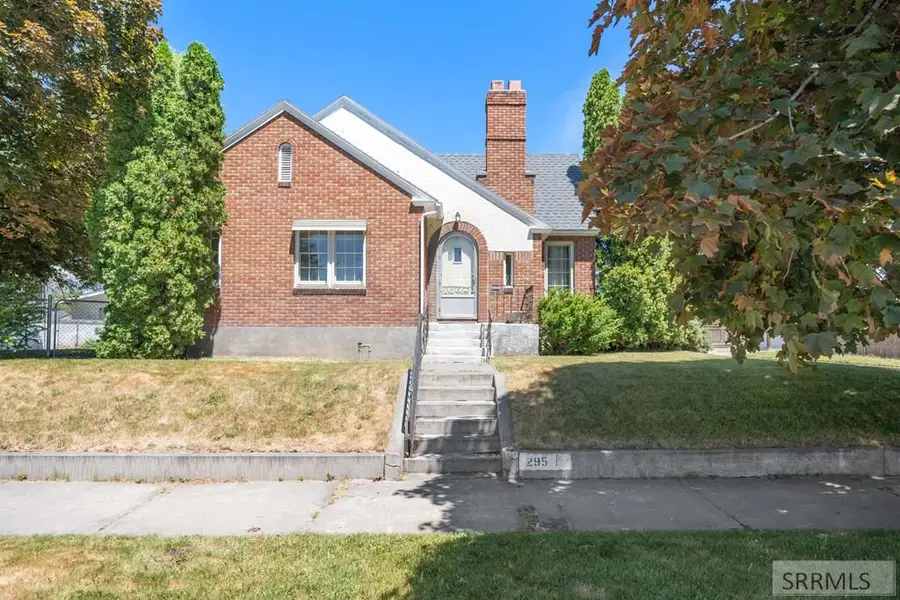 295 4th Street, Idaho Falls, ID 83401 - #2