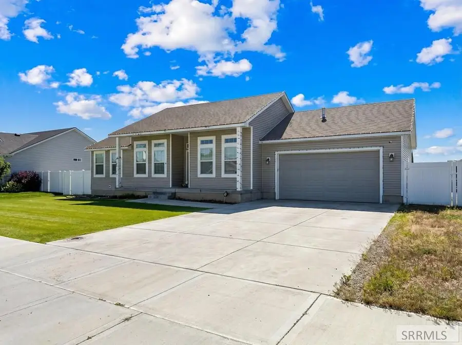 3917 Baldwin Avenue, Idaho Falls, ID 83401 - #3