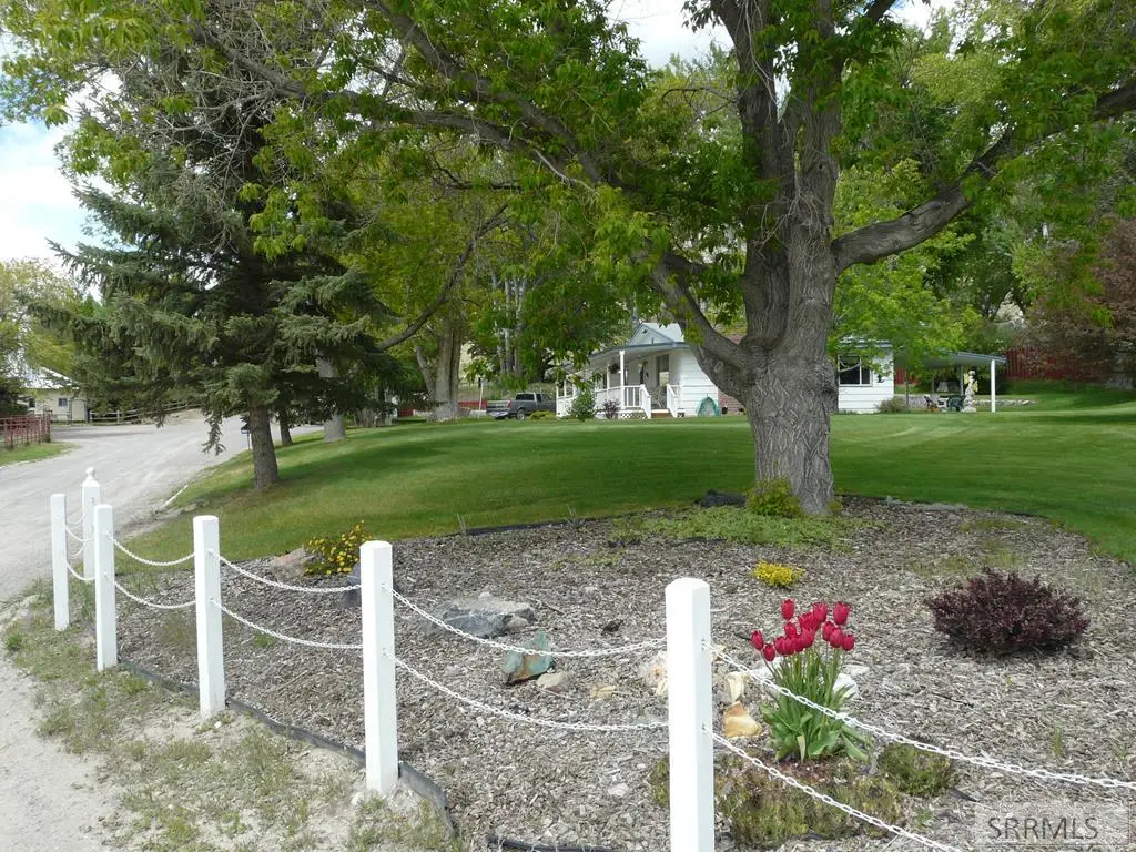 560 Front Street, Arco, ID 83213 - #1
