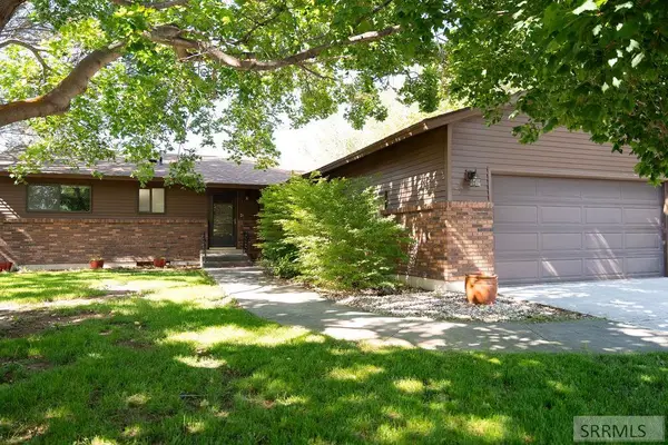 1877 Caribou Street, IDAHO FALLS, ID 83401